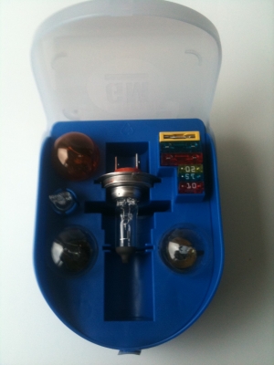 Set becuri si sigurante Opel Astra H GM